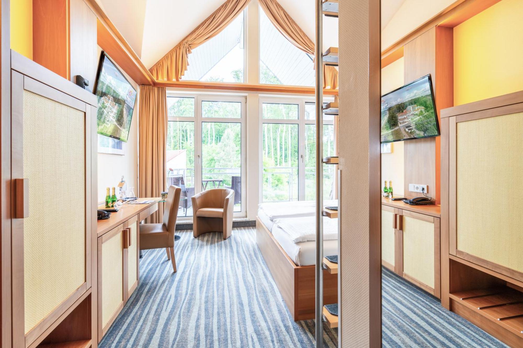 シュトラントホテル ゼーローゼ ホテル Kölpinsee 部屋 写真